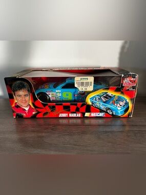 Nascar Jerry Nadeau #9 1988-1999 1:24 Die-Cast Race Car